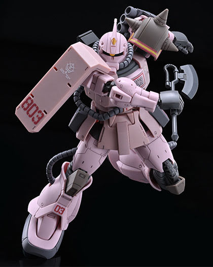 A light pink mech with a shoulder shield and a one-handed axe